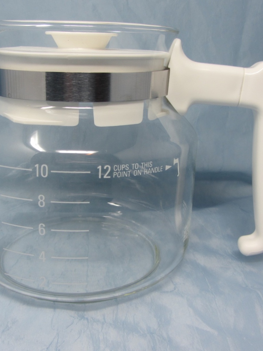 Black & Decker 12 cup Coffeematic Replacement Carafe Pot White DCM12 Serving Lid